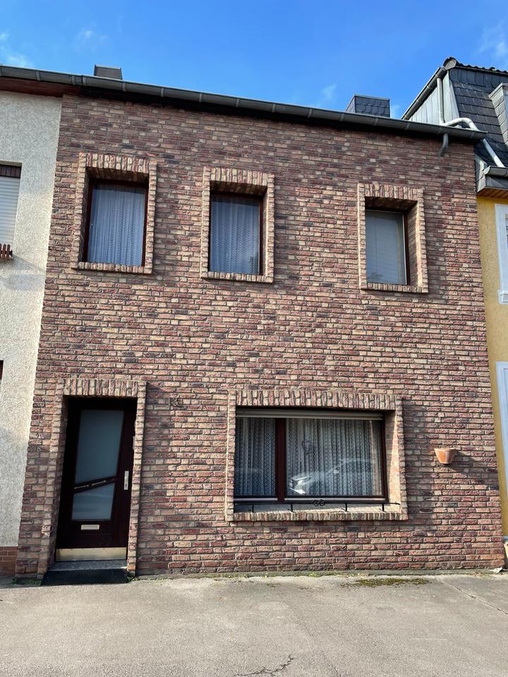 Thumbnail-Reihenmittelhaus mit Potential und großen Grundstück