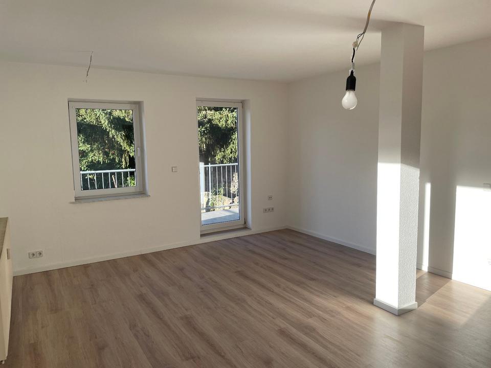 Thumbnail-schöne sanierte 2 Raum Wohnung mit Einbauküche und Balkon