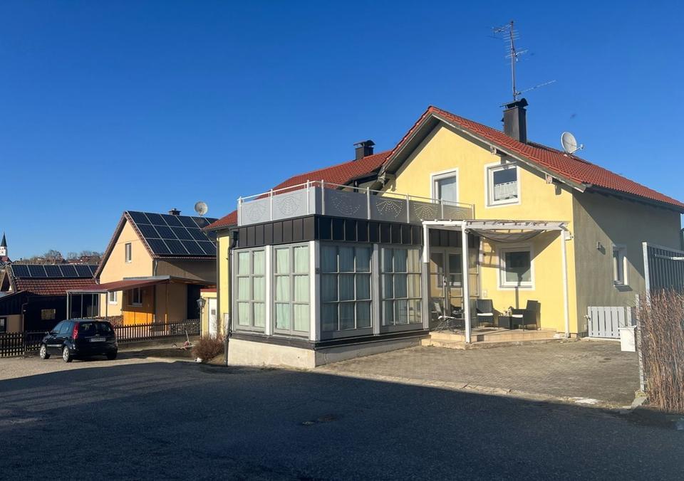 Thumbnail-Einfamilienhaus mit Einliegerwohnung
