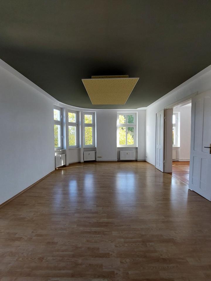 Thumbnail-Große 2-Zimmerwohnung mit Wohnküche und Balkon