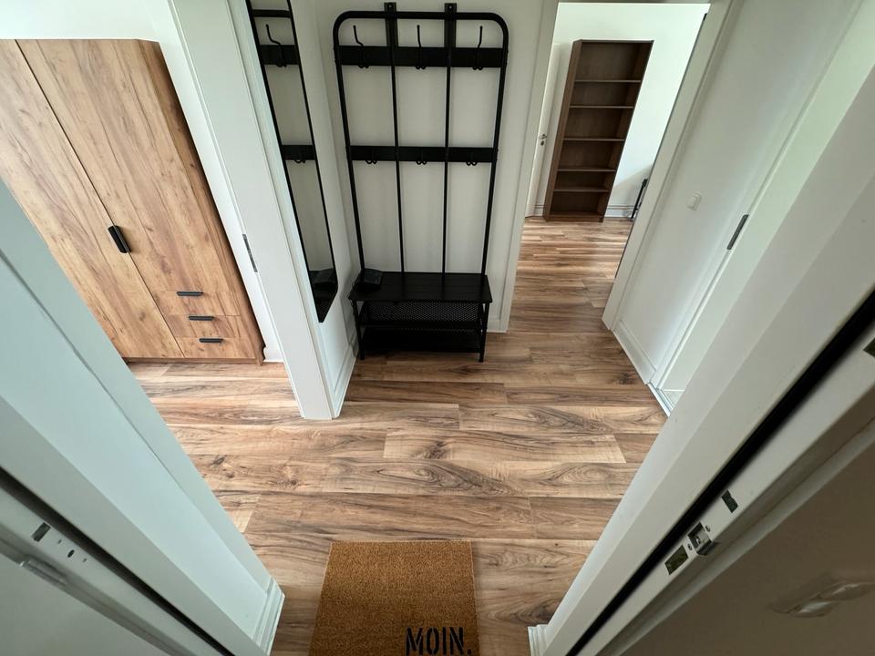 Thumbnail-Voll möbliertes Frauen-WG-Zimmer inkl. InternetStromEtc.