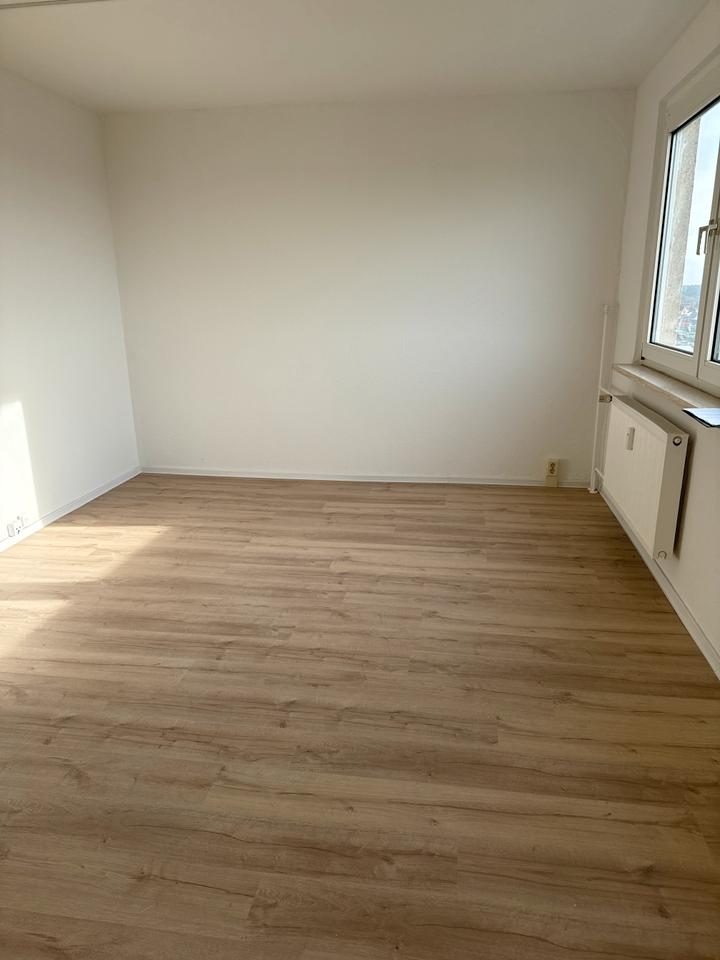 Thumbnail-Schöne sanierte 3-Raum-Wohnung in HalleSaale Südstadt