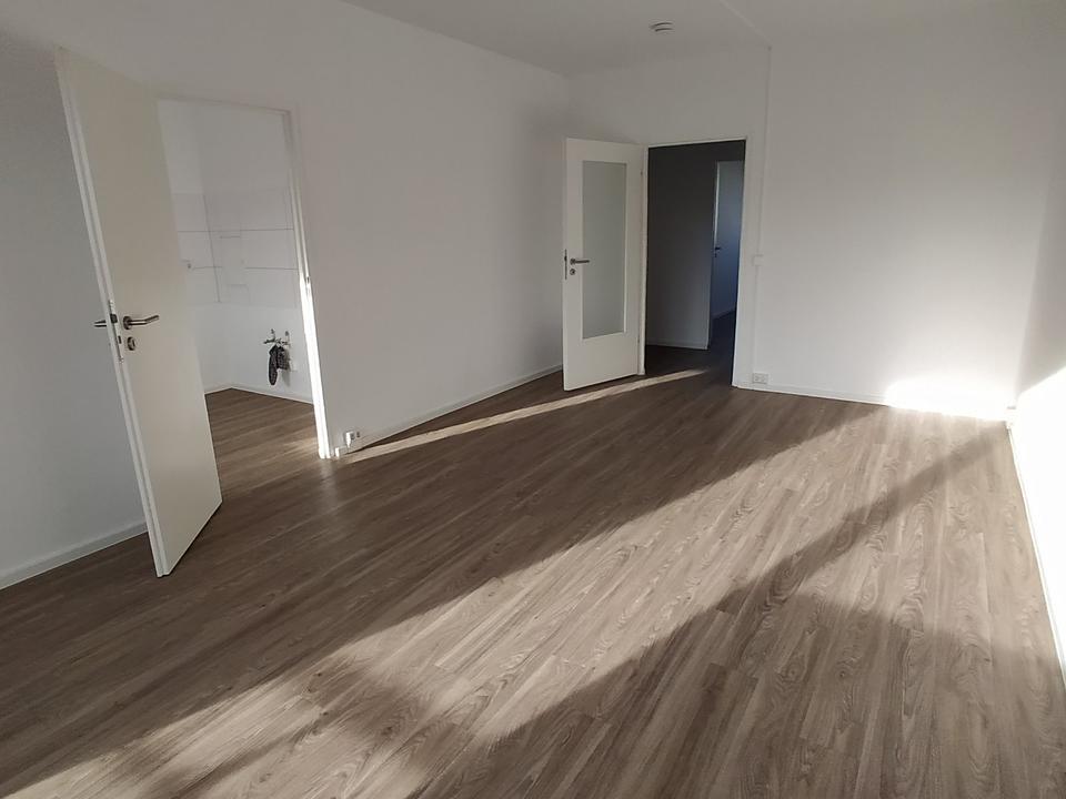 Thumbnail-Hoch hinaus: 5.OG = 3 Raum Wohnung in Grünau