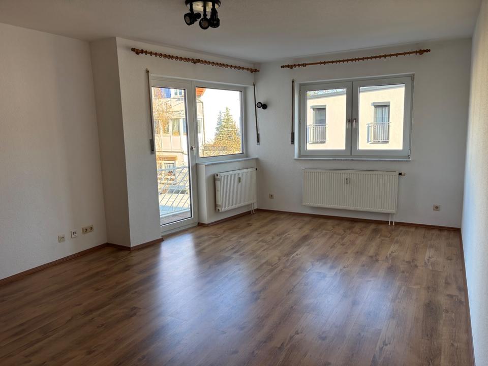 Thumbnail-Hanau Steinheim - Top Lage - ruhig - sehr gepflegte 2 Zimmer Wohn