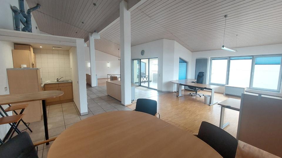 Thumbnail-modernes helles BüroPraxis