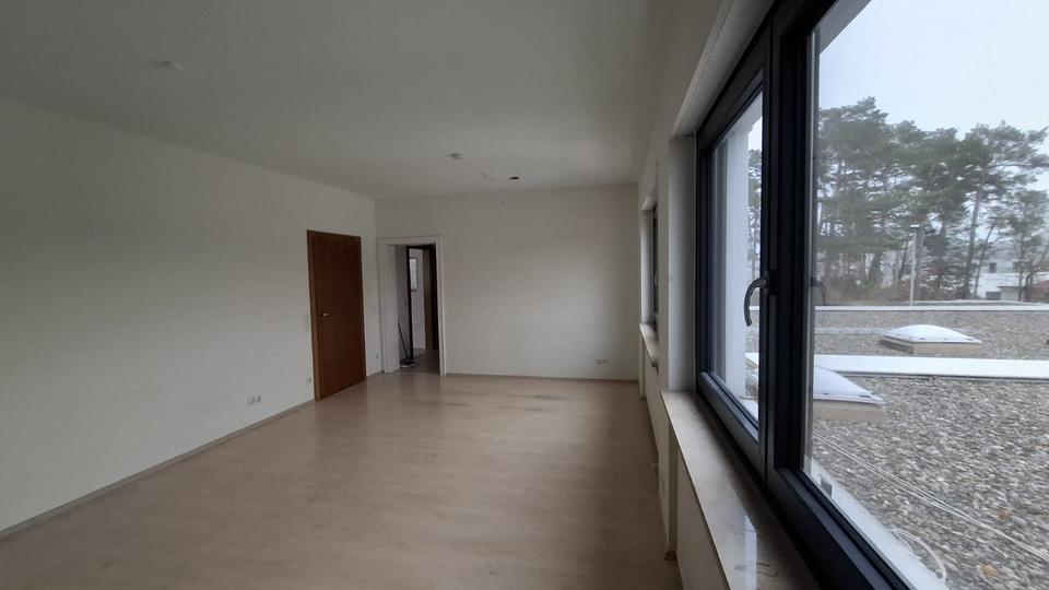 Thumbnail-3 Zimmer-Wohnung mit Atrium-Dachterasse in Erlangen-Büchenbach