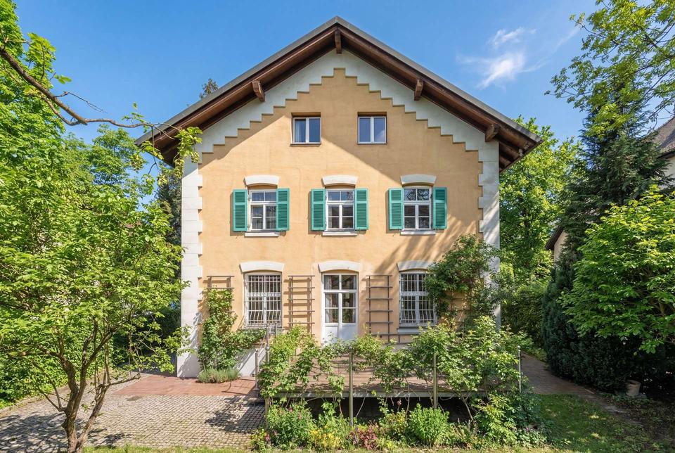 Thumbnail-Historische Villa mit hinreißendem Flair und großem Raumangebot in ruhiger Lage