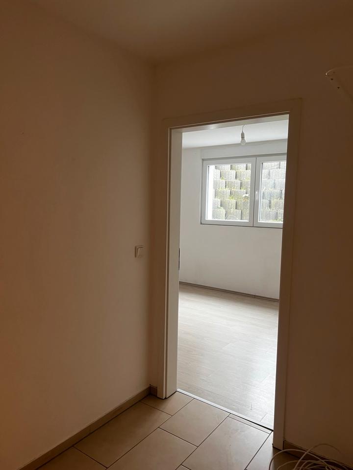 Thumbnail-Souterrain KG- Wohnung 2 Zi.