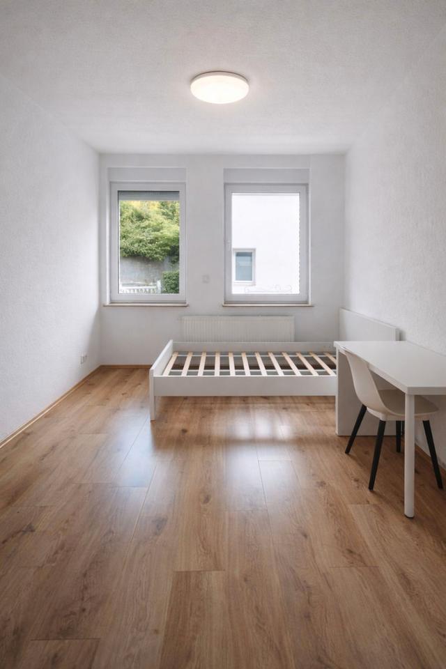 Thumbnail-Möbiliertes Zimmer in 3er WG in der Innenstadt