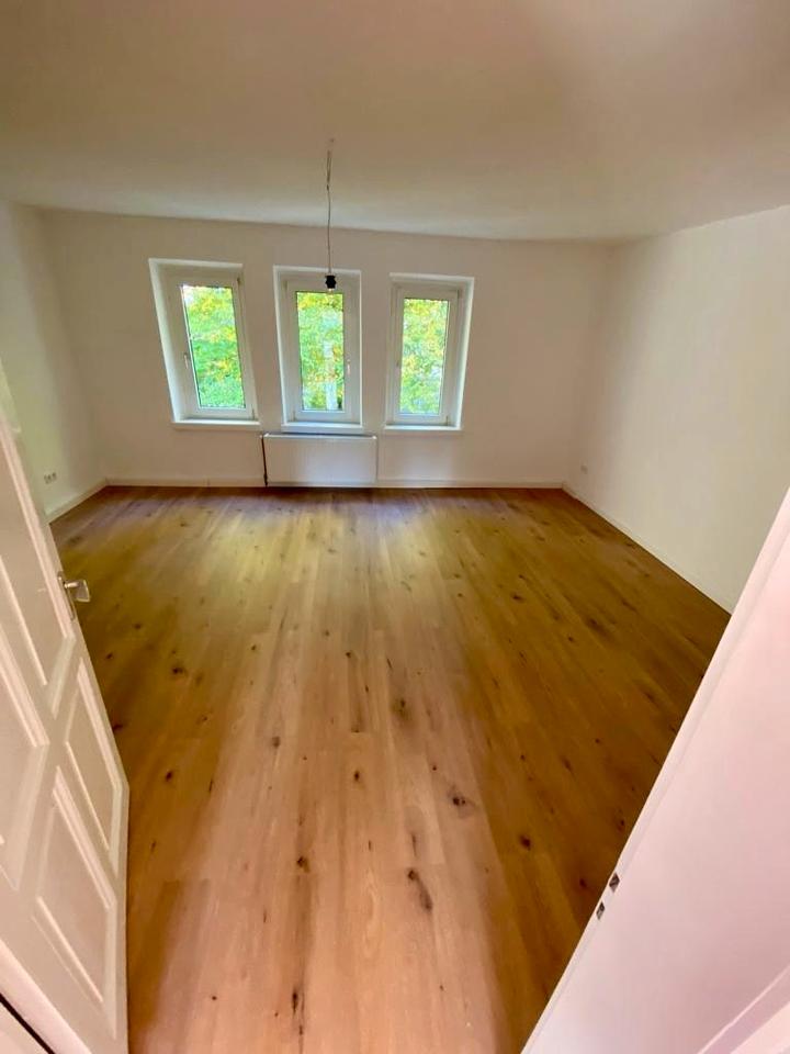 Thumbnail-Großzügig geschnittene 3 Zimmer Wohnung in Wuppertal Barmen