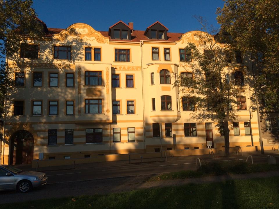 Thumbnail-Helle 2-Zimmer-Wohnung mit Balkon, EBK und Stellplatz