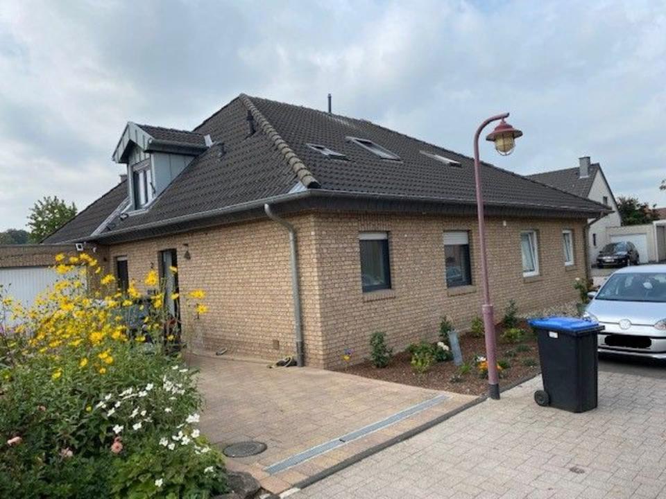 Thumbnail-Bungalow-DHH, zzgl. ausgeb. Studio, helle Ausstattung, pflegeleic