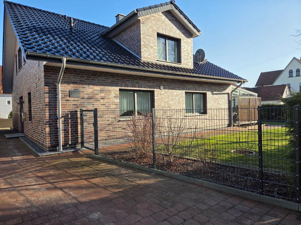 Thumbnail-Neuwertige Stadtvilla Haus Einfamilienhaus Garage Eigenheim