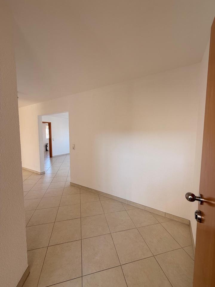 Thumbnail-Attraktive 3-Zimmer-Wohnung mit 100 m² in zentraler Lage