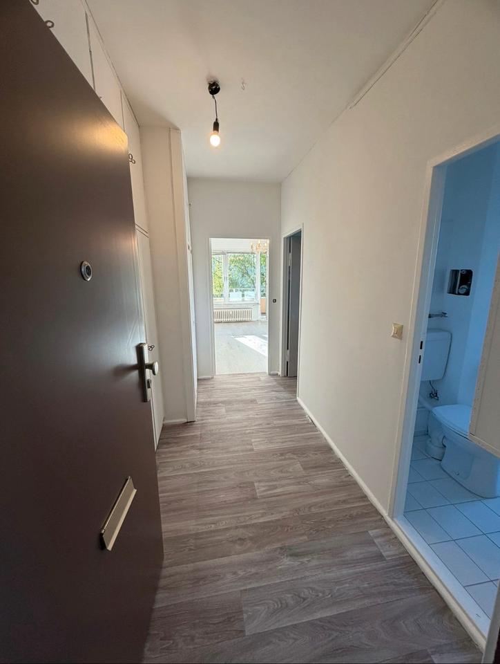 Thumbnail-Frisch Sanierte 1 Zimmer Wohnung mit Süd-Balkon ReinickWedding