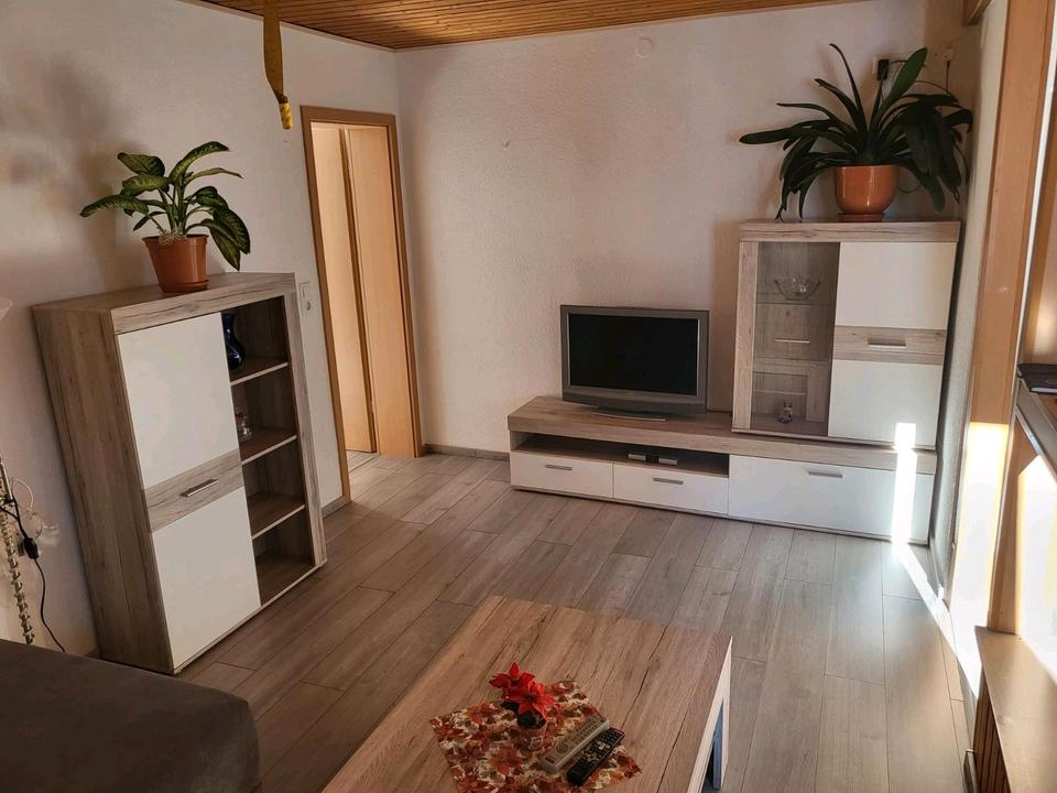 Thumbnail-Moderne möblierte 3-Zimmer-Dachgeschoss Wohnung