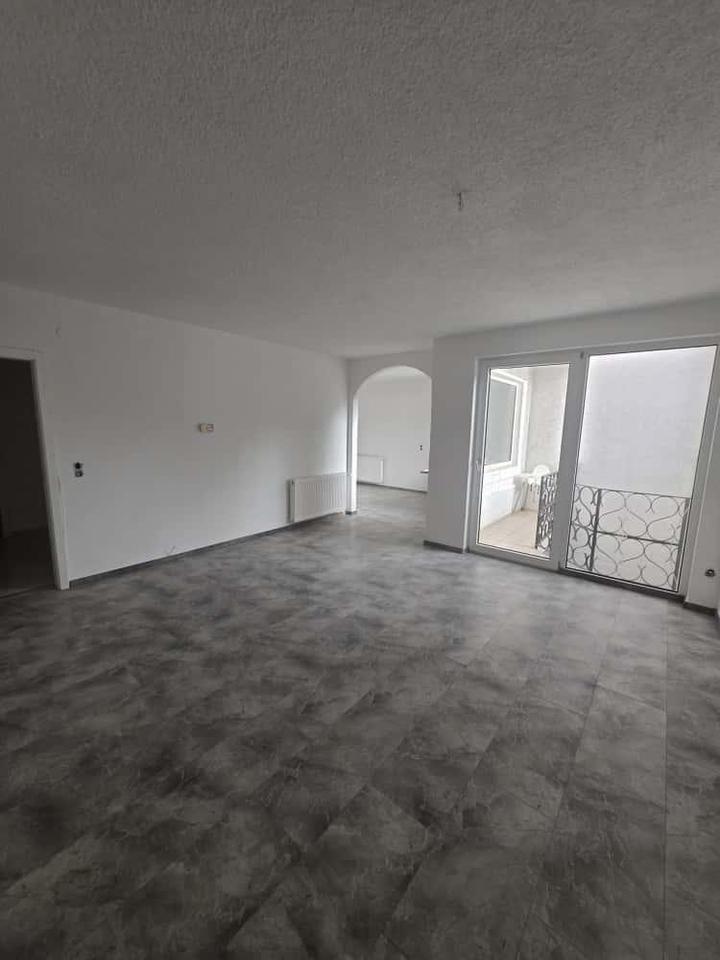 Thumbnail-Renovierte 2 12 ZKB Wohnung in Kindenheim