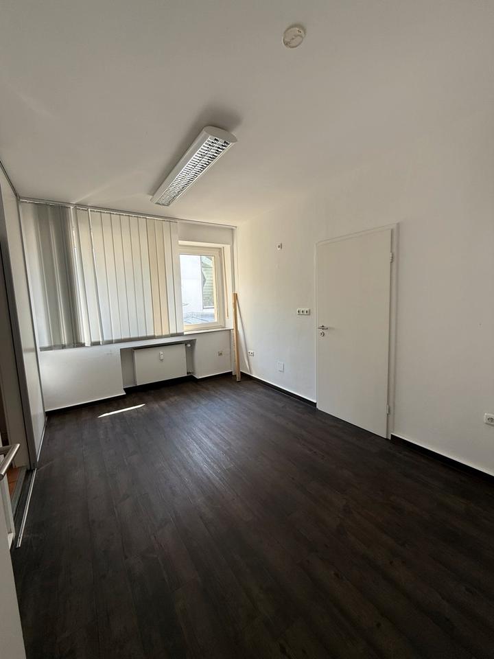 Thumbnail-Helles Büro (eigener Raum ! ) am Park Citynah