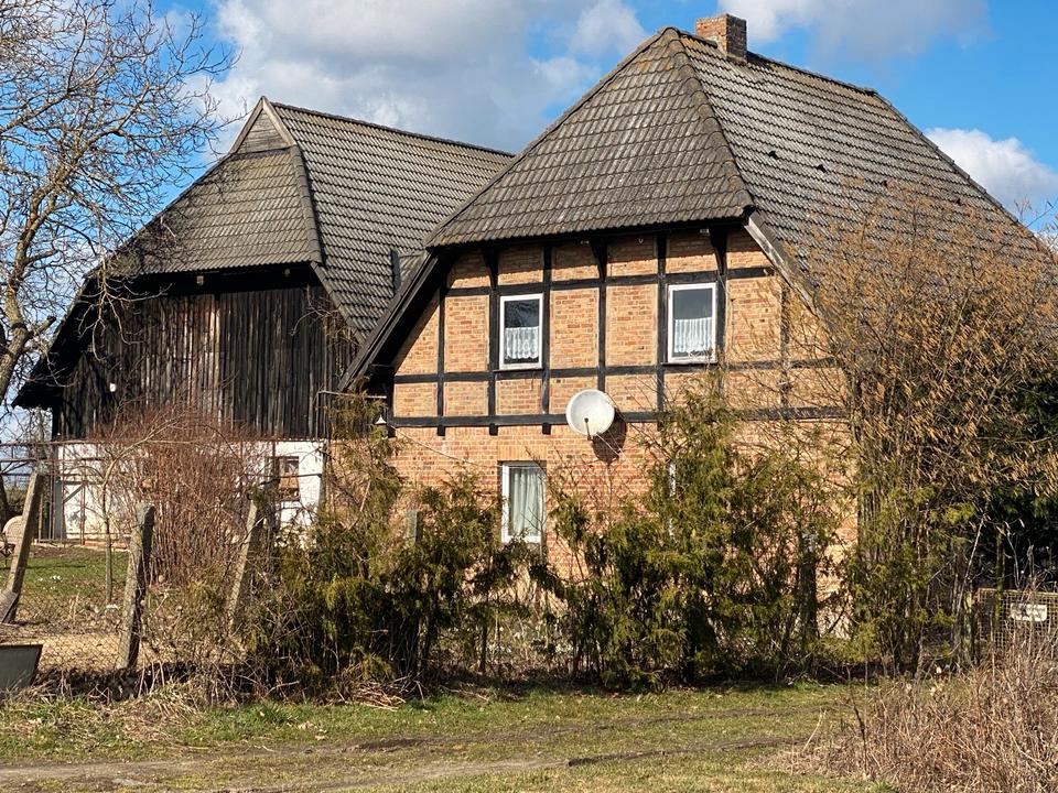 Thumbnail-Hof in Alleinlage mit Scheune , nur noch bis 15.4.26 ohne Makler!