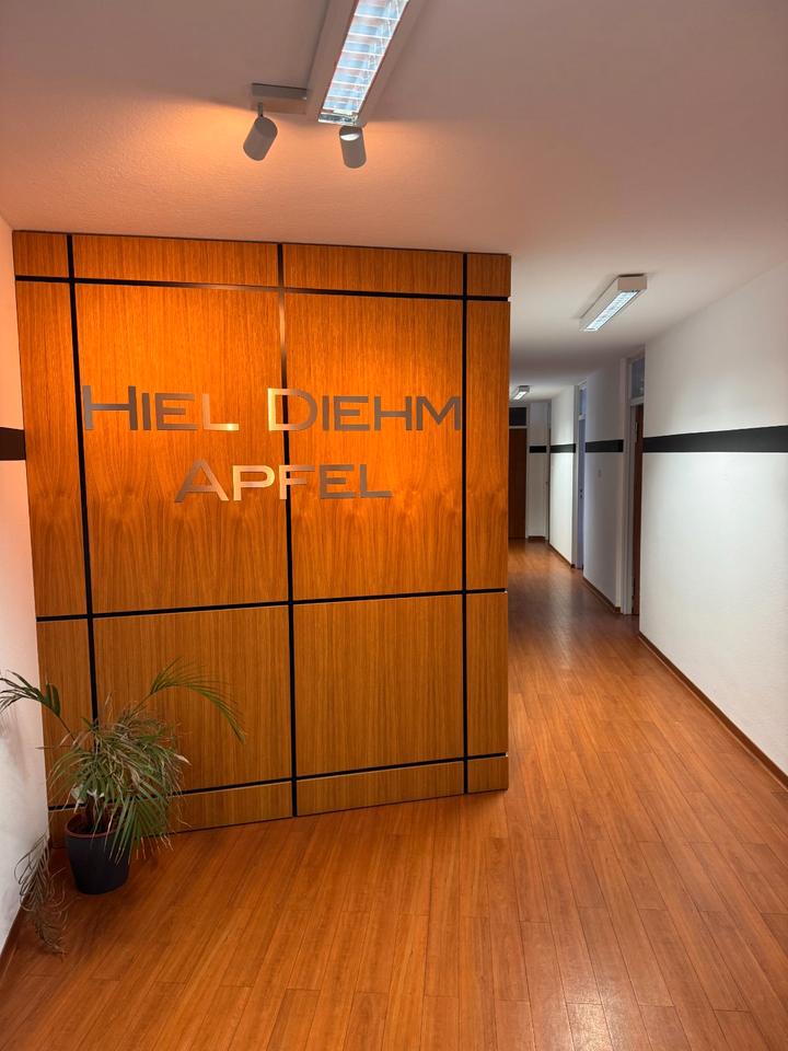 Thumbnail-NachmieterUntermieter - Büro Altstadt inkl. Garagenstellplatz