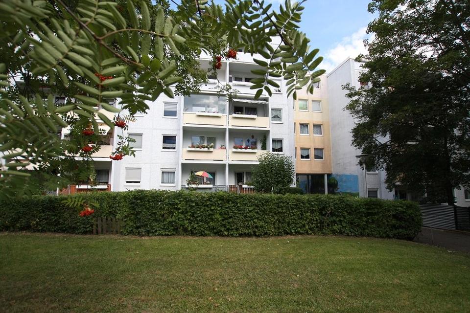 Thumbnail-Helle 3-Raum-Wohnung mit Balkon