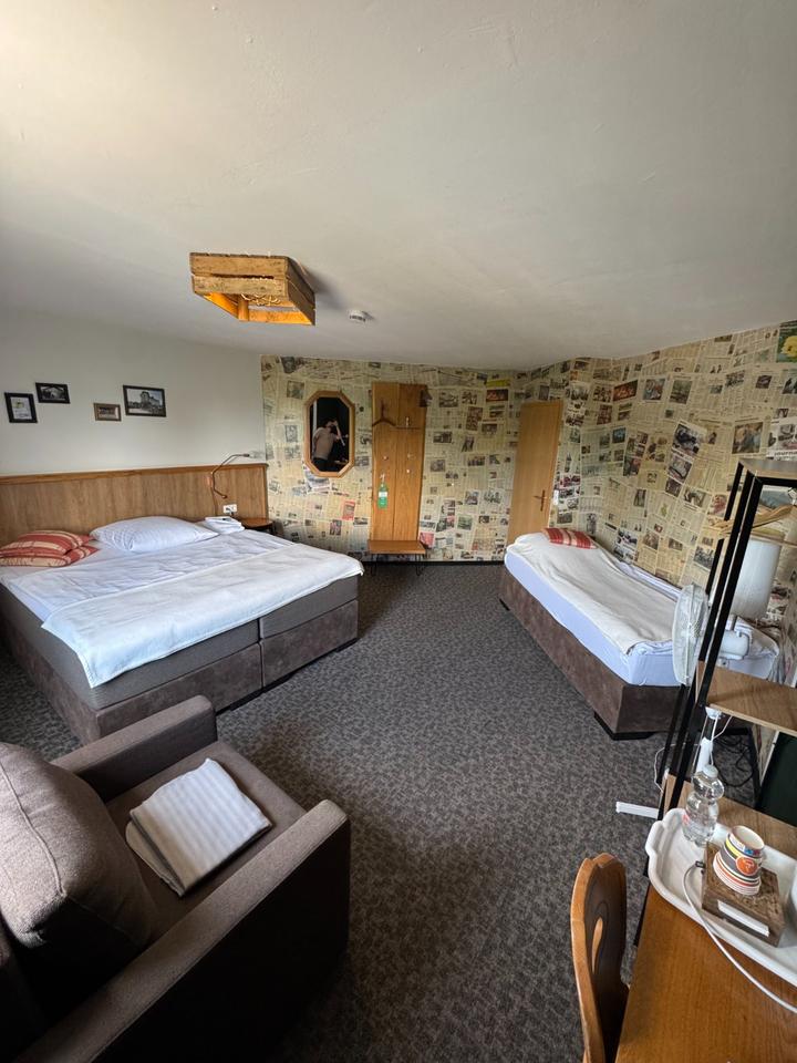 Thumbnail-Doppelzimmer mit Gemeinschaftsbad auf dem Flur