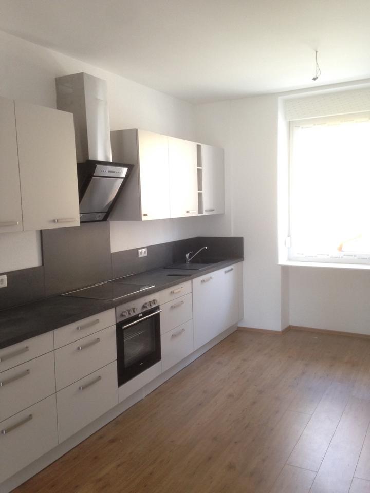 Thumbnail-Stilvoll wohnen im sanierten Altbau – 2,5 Zimmer MUSIKERVIERTEL