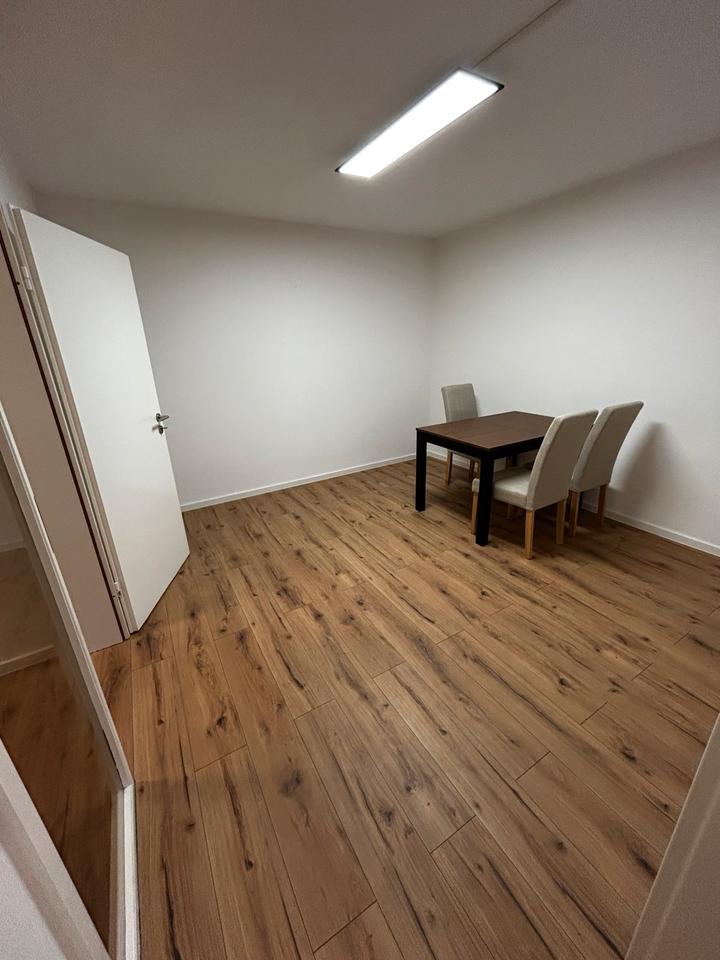 Thumbnail-Neugründung WG Zimmer in 3er WG - neu renoviert - vollmöbeliert