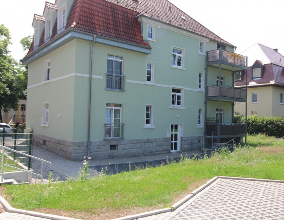 Thumbnail-Helle 3,5-Zimmer-Wohnung mit ca. 80 m² mit Balkon & Stellplatz ab März 2026 zu vermieten!