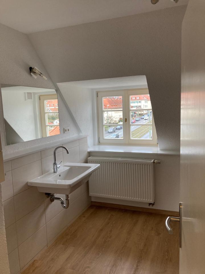 Thumbnail-WG Zimmer in sanierter 4 ZKB Wohnung Nähe Städt. KlinikUni