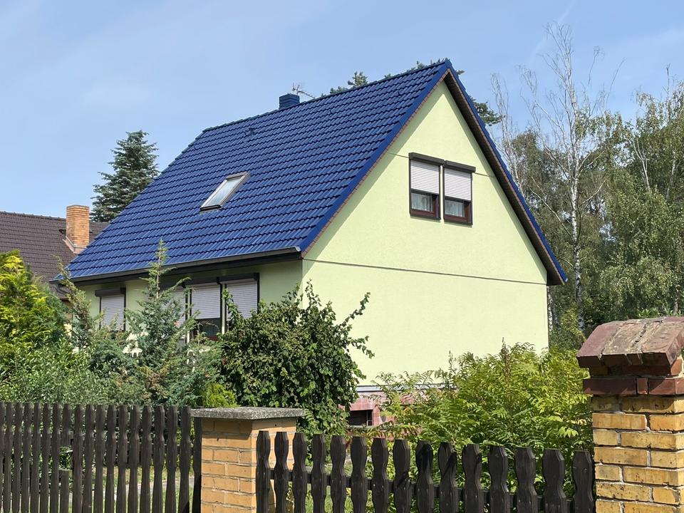 Thumbnail-Freistehendes Einfamilienhaus mit großem Grundstück