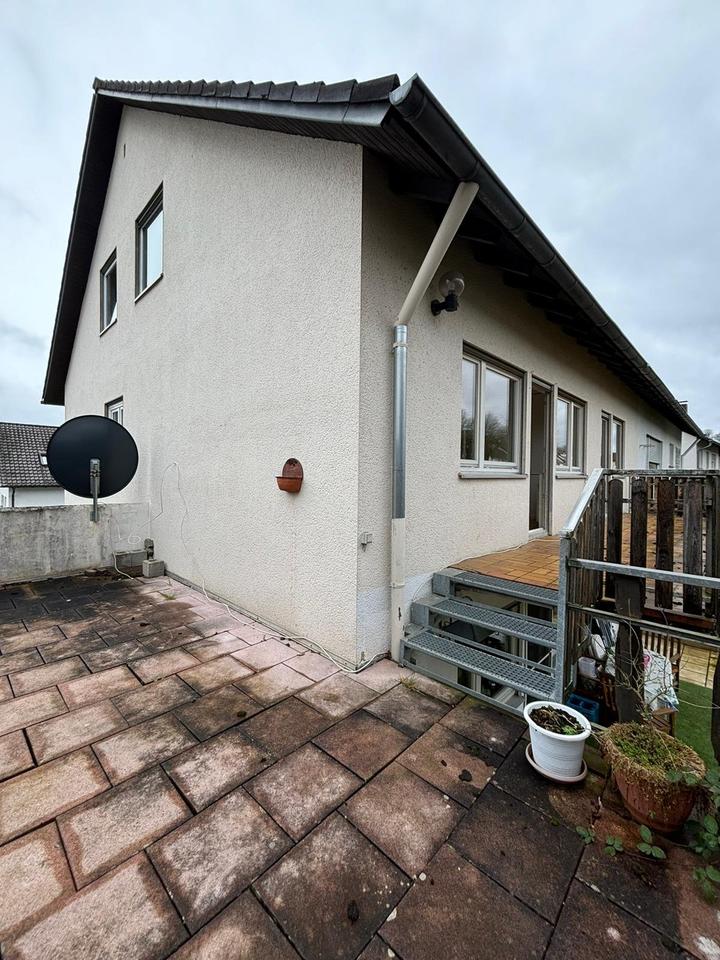 Thumbnail-Großzügige 6-Zimmer-Maisonette (152 m²) mit Balkon & Garage in Homburg