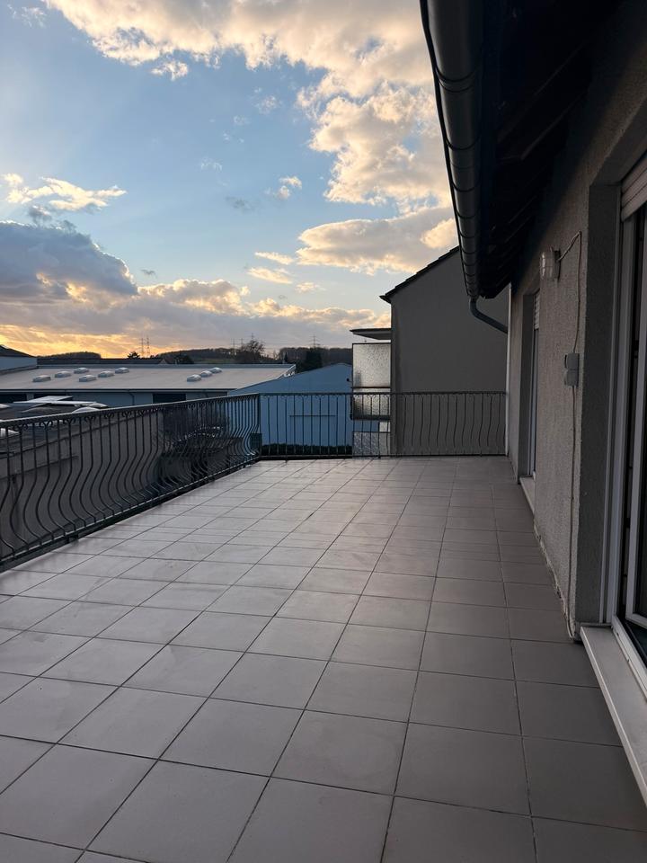 Thumbnail-PENTHOUSE Eigentumswohnung mit 120 m2 steht zum Verkauf !