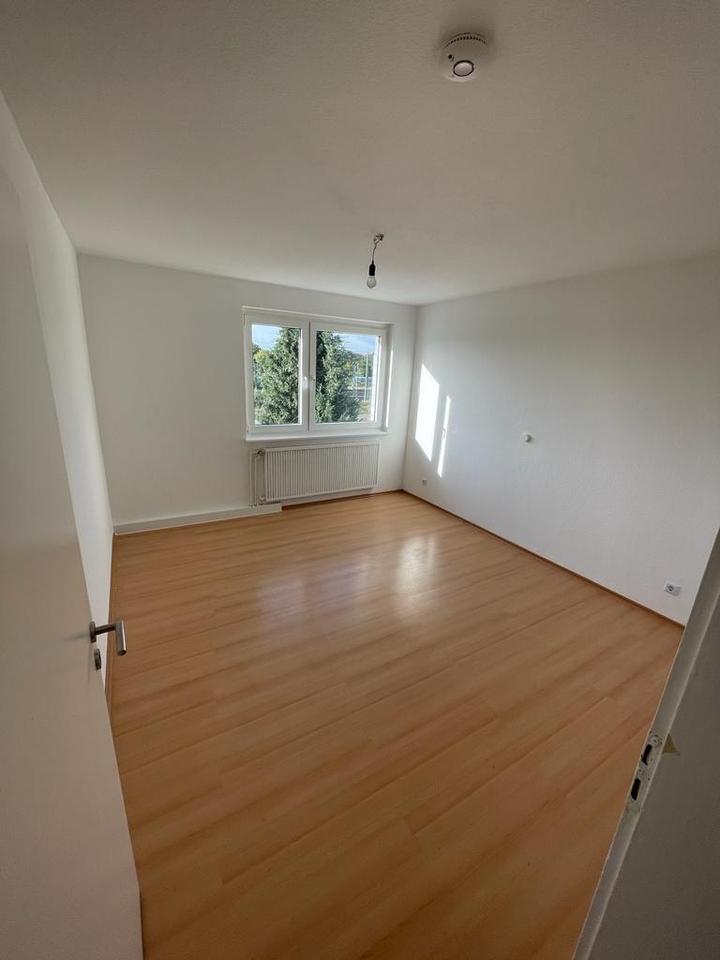 Thumbnail-Helle 3 Zimmer-Wohnung 68qm in Düren - ab 15.04. - ruhige Lage