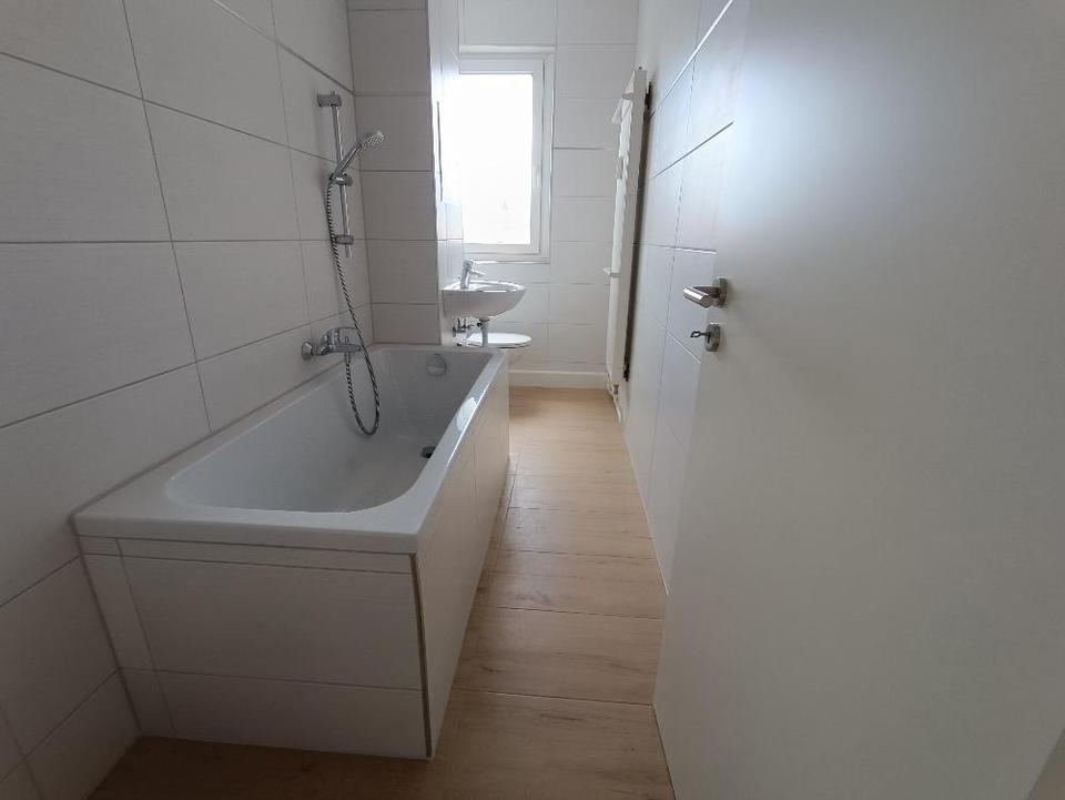 Thumbnail-Moderne 3-Raum-Wohnung mit Südbalkon