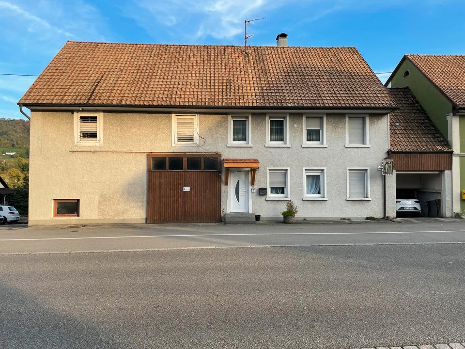 Thumbnail-Zweifamilienhaus mit 1900qm