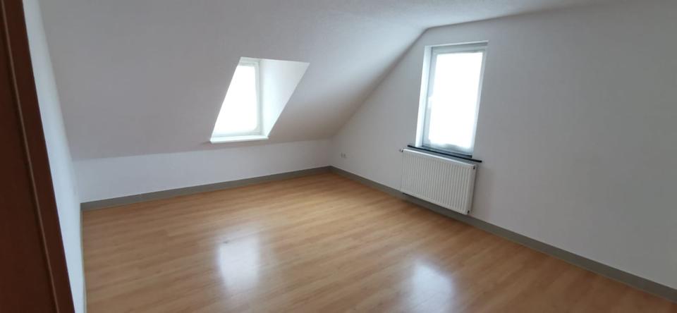 Thumbnail-3 Zimmerwohnung 76 m2 ab.01.3.2026 m.Gartenmitnutzung in Erbach