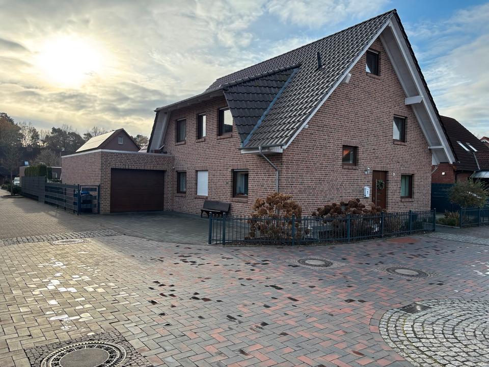 Thumbnail-Klinkerhaus mit Pool, PV- Anlage & Einliegerwohnung in Gifhorn