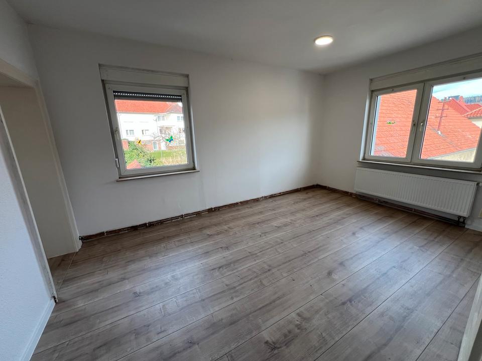 Thumbnail-110qm 4 ZKB renoviert mit Balkon in guter Lage