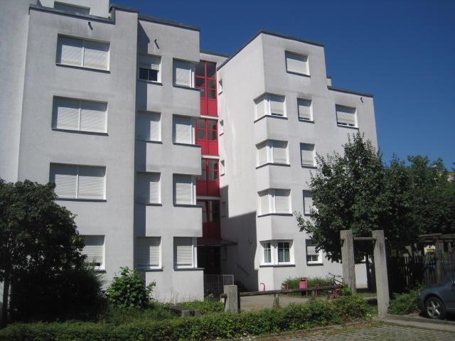 Thumbnail-Für Sie renoviert! Neustart in Ihrer 4-Zimmer-Erdgeschoß-Wohnung mit Balkon