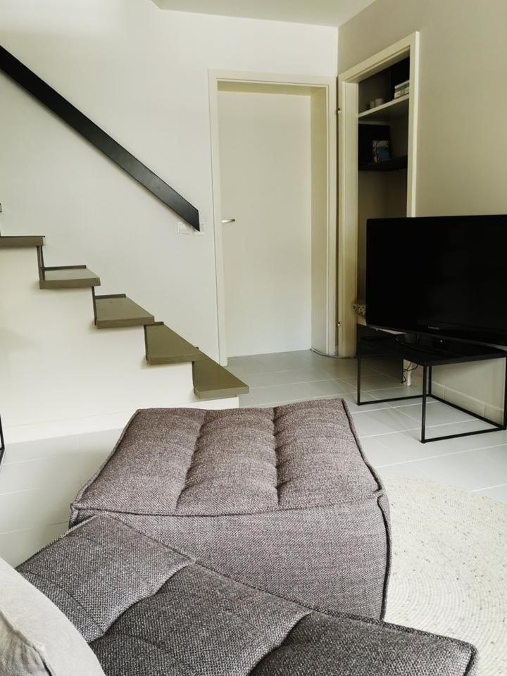 Thumbnail-Möbliertes Apartment