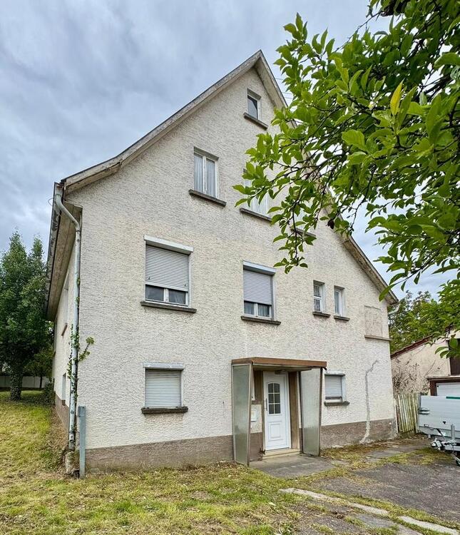 Thumbnail-Haus mit großem Grundstück