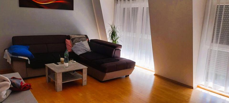 Thumbnail-Lichtdurchflutet & provisionsfrei: Großzügige 110m² Wohnung (WG-geeignet) mit Balkon & 2 Bädern