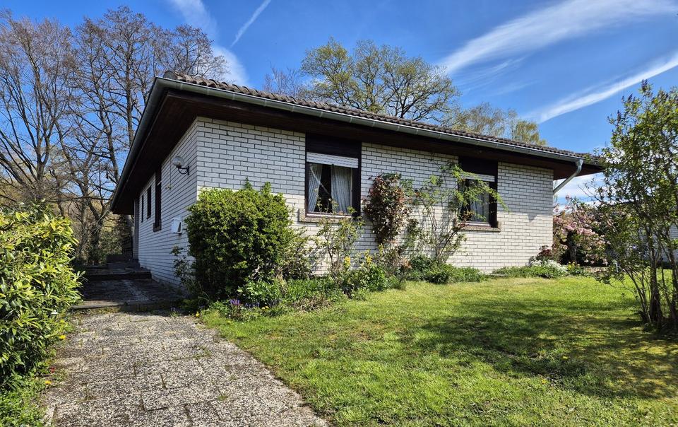 Thumbnail-Freistehendes Einfamilienhaus mit Einliegerwhg. von privat