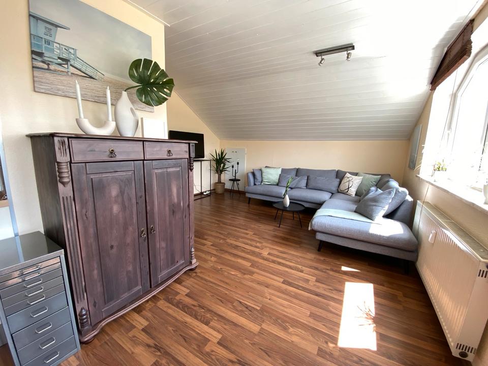 Thumbnail-Möblierte 3 Zimmer Whg. DG in 97076 Würzburg ab 01.02.2026