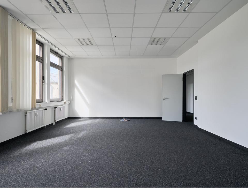 Thumbnail-Bereit für den sofortigen Einzug: Büroflächen, die keine Wünsche offen lassen!