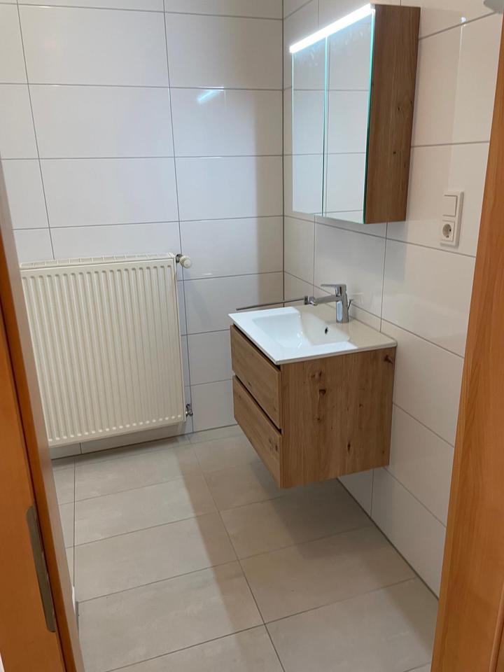 Thumbnail-Renovierte 2,5 ZKB Wohnung mit Balkon zu vermieten