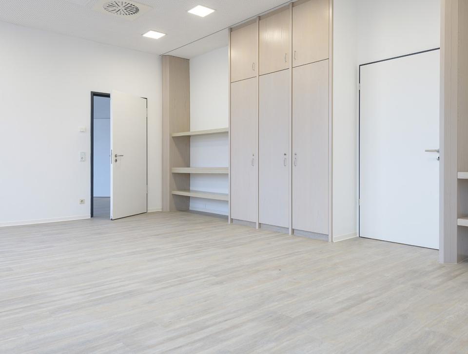 Thumbnail-BÜROFLÄCHE IN NÜRNBERG – ERSTBEZUG MIT TEEKÜCHE & LICHTDURCHFLUTET!*