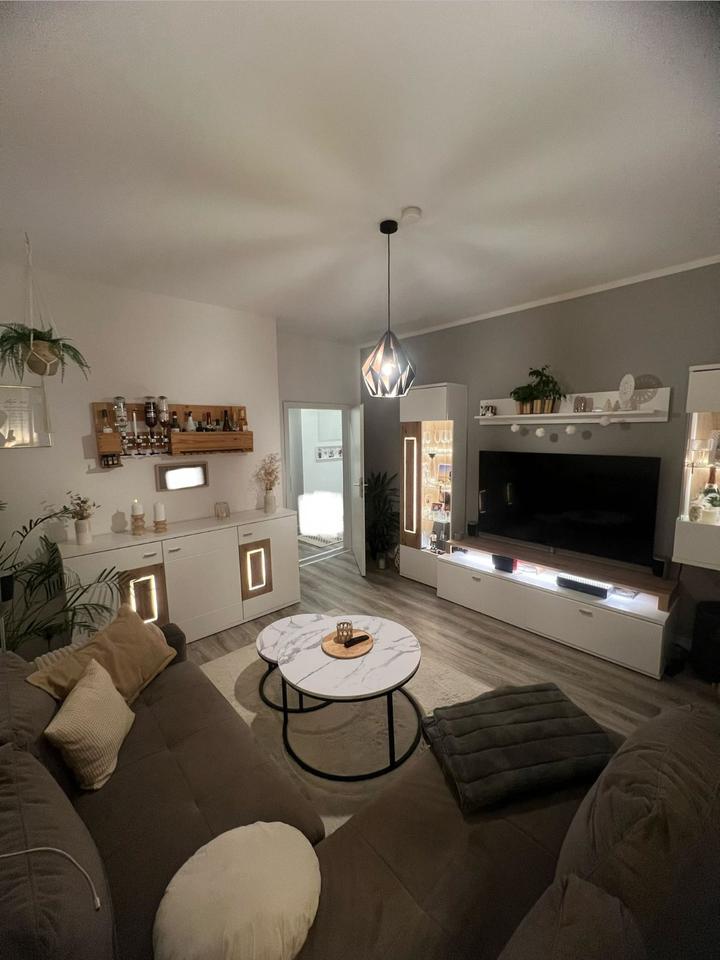 Thumbnail-Wieder verfügbar: 3-Zi.-Wohnung im 2. OG mit EBK in Auerbach