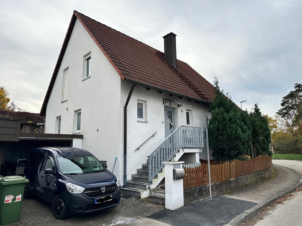 Thumbnail-Großes Einfamilienhaus mit Terasse, großem Garten in Ansbach Eyb